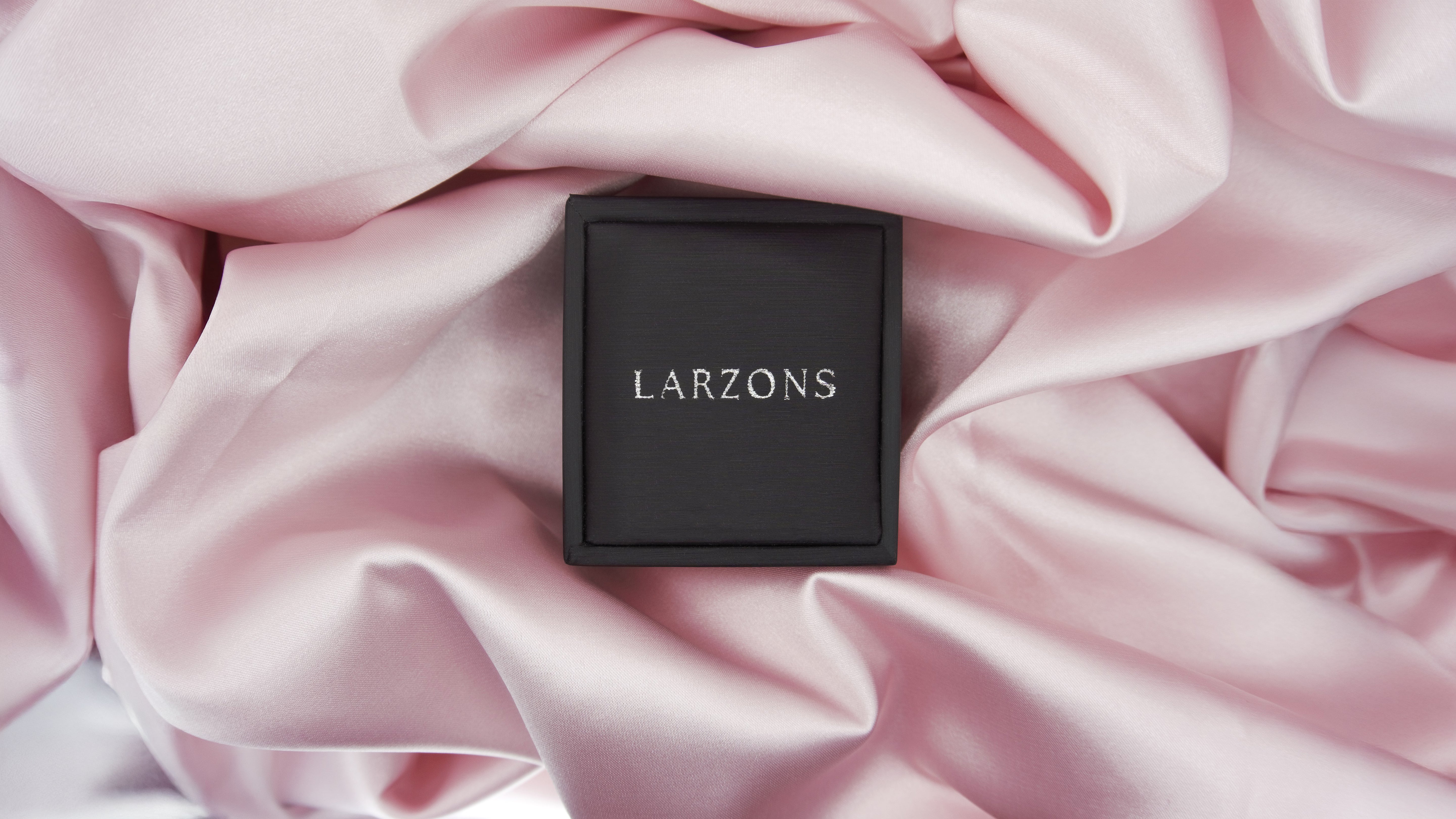 Larzons Premium Giftbox